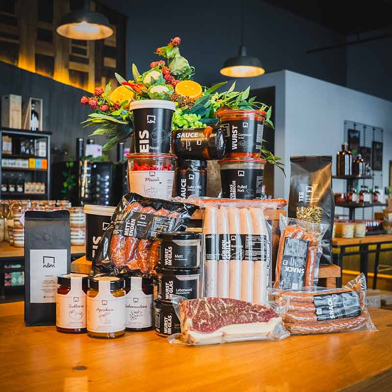 Präsentkorb mit nm Genuss-Artikeln